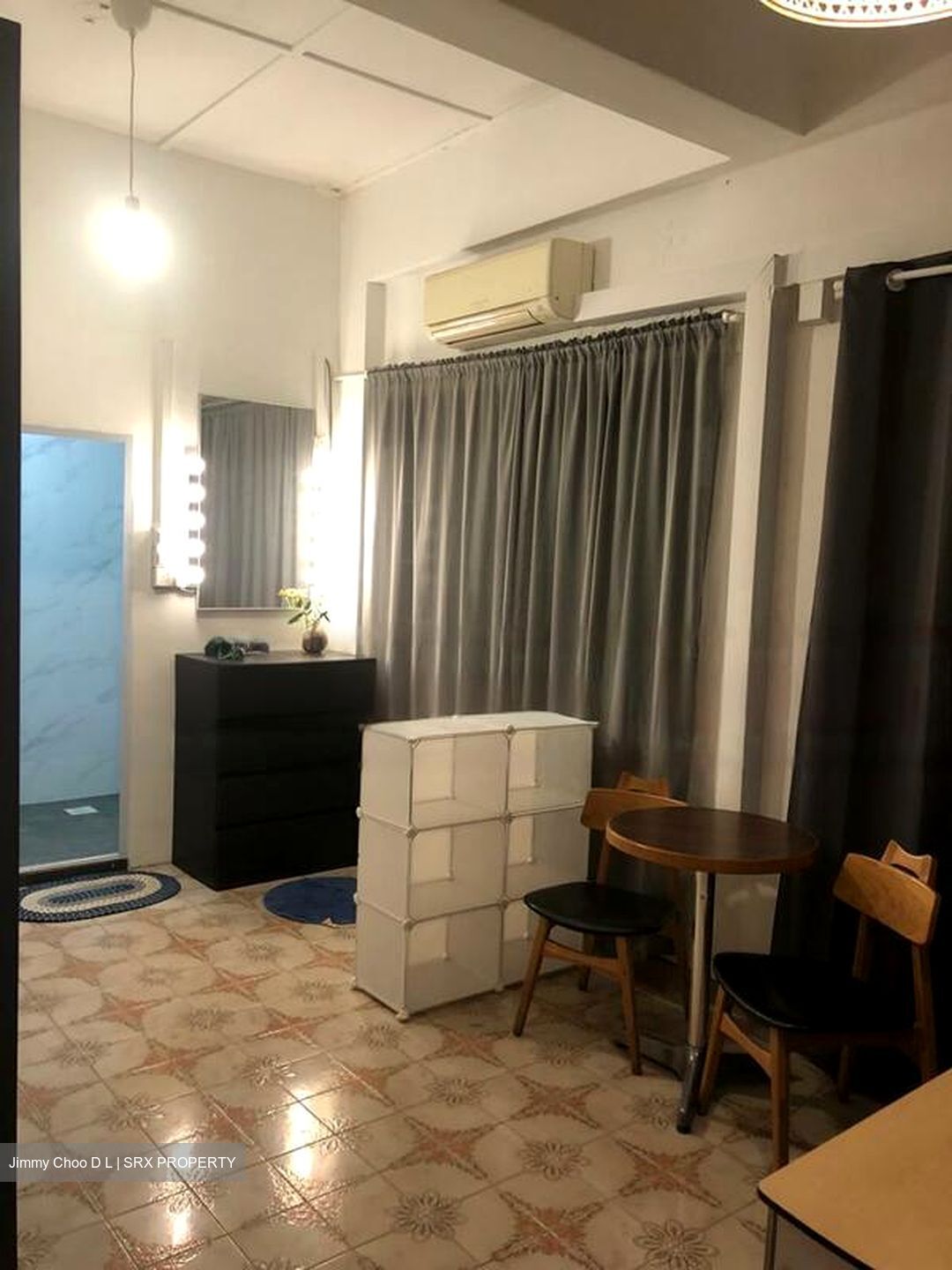 Changi Road (D14), Shop House #456054111